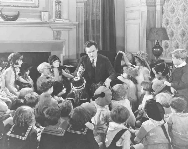 Why Bedtime Stories Are Good For Kids? Why Bedtime Stories Are Good For Kids?